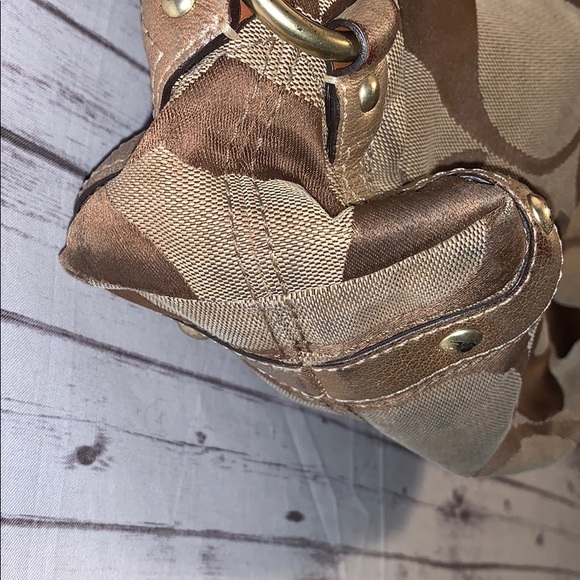 Coach purse - Picture 2 of 8